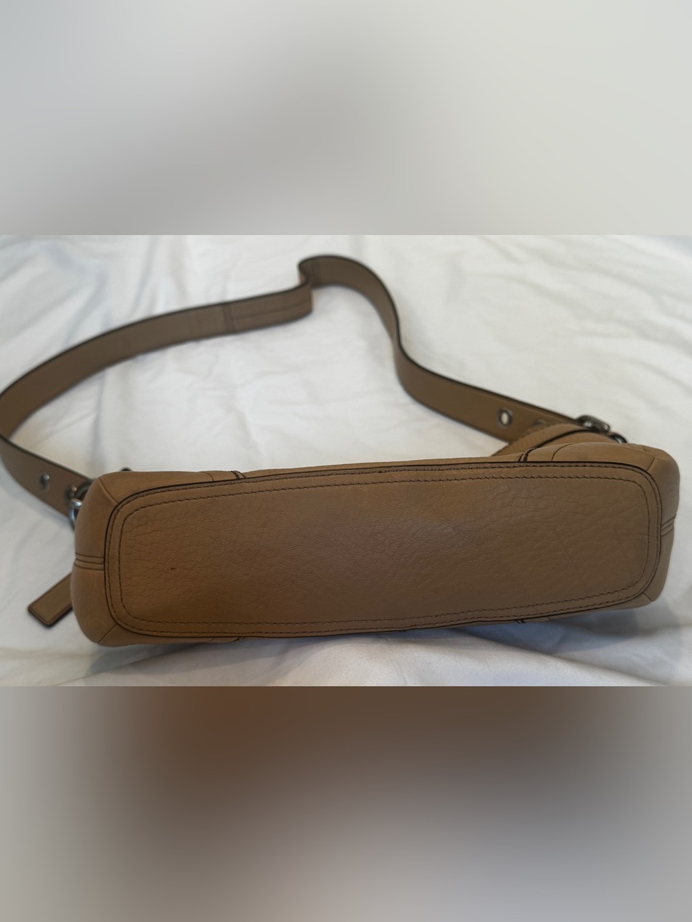 COACH F12321 MADISON
BAG TAN BROWN BAMBOO PEBBLED DUFFLE BOHO
HOBO PURSE - Picture 14 of 14